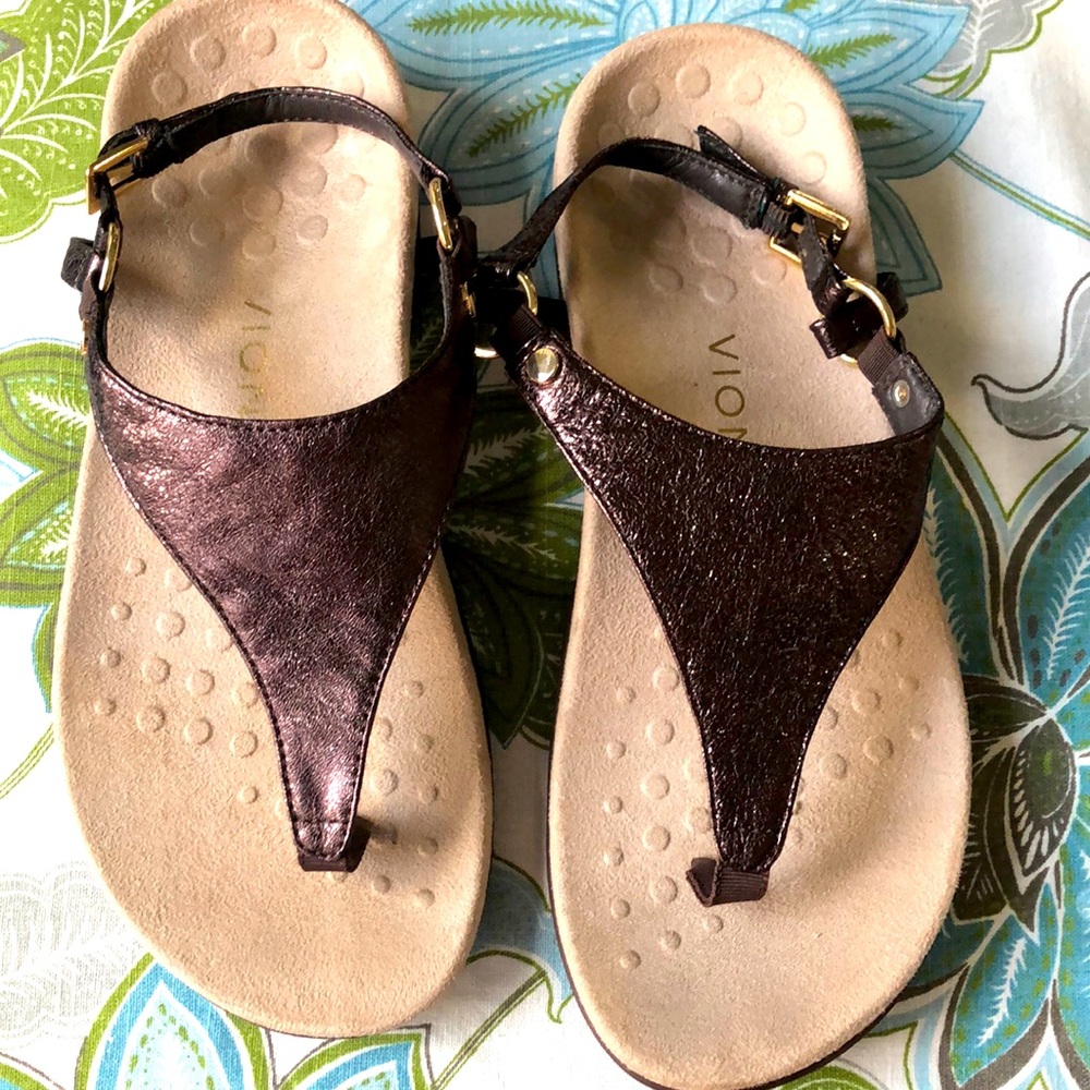 Kirra Metallic Vionic Sandals Size 7.5